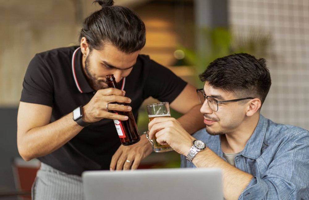 Wat je nog niet wist over de tv-avond van bekende Nederlanders